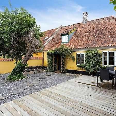 Idyllisk, Historisk Byhus Ved Fjorden I Mariager Екстериор снимка