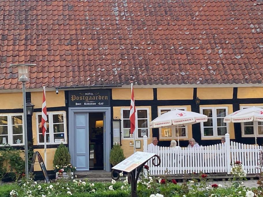 Idyllisk, Historisk Byhus Ved Fjorden I Mariager Екстериор снимка